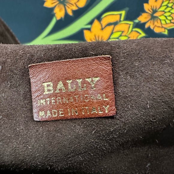 Vintage Bally International Suede Saddle Crossbody – Made in Italy Late 1970s - Picture 10 of 10